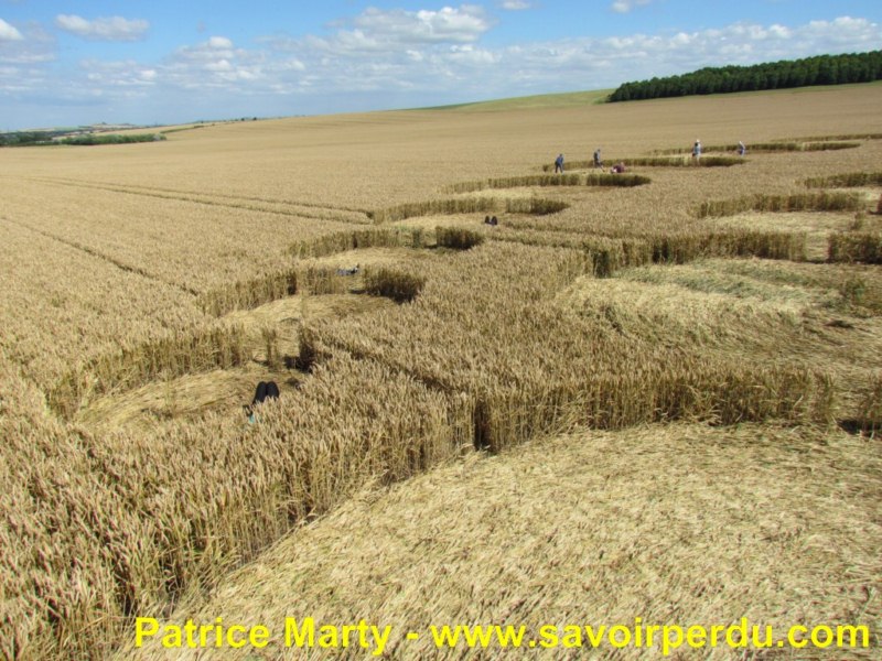 Etchilhampton (2), Wiltshire crop circle, aerial photo 68